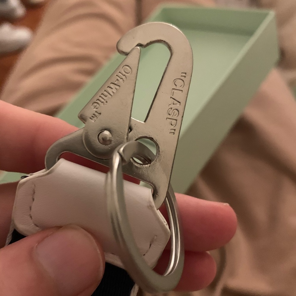 Off white keychain